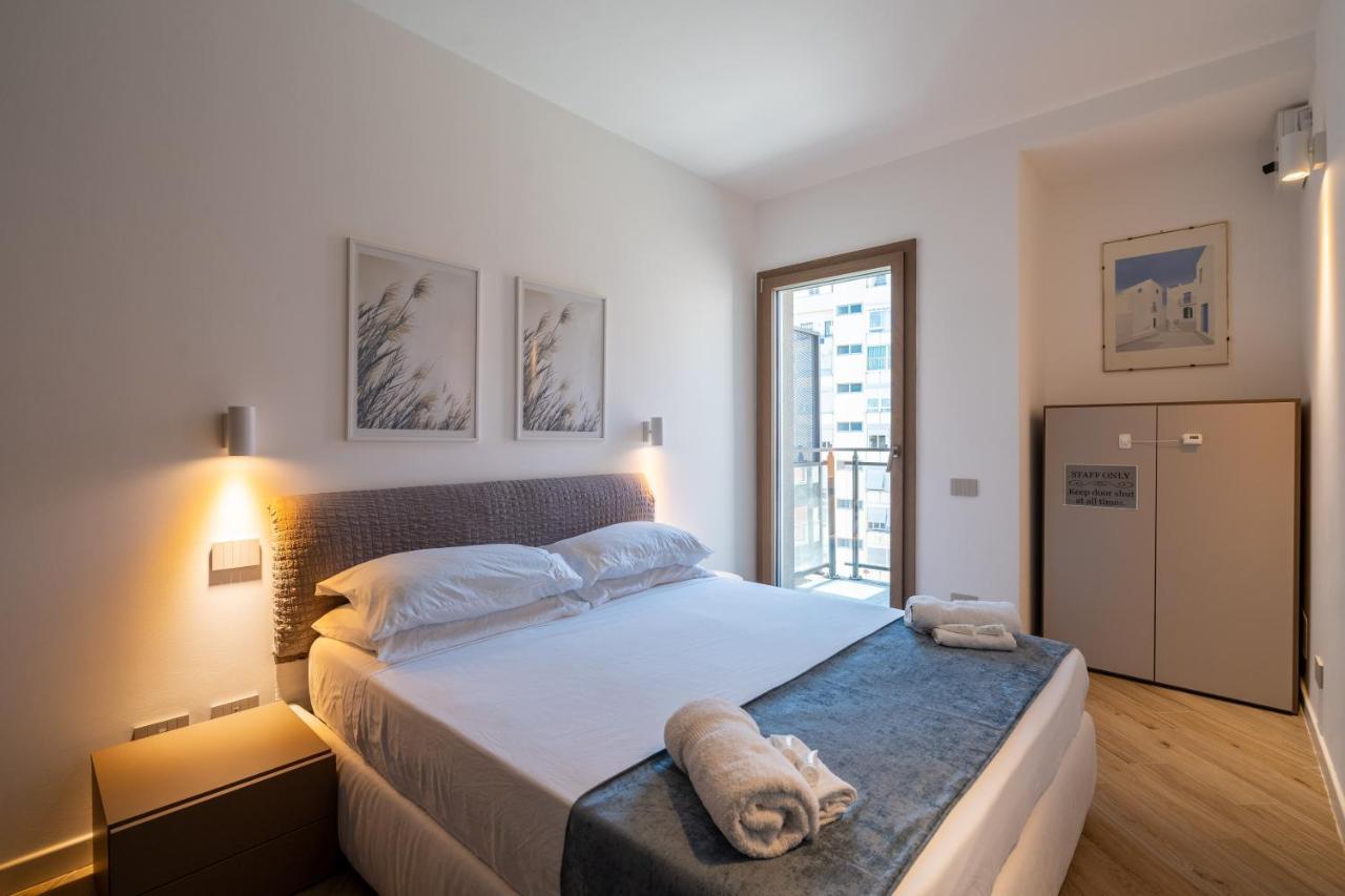 Aurealiving - Trastevere Suite With Rooftop & Gym, Your Place In Roma Eksteriør bilde