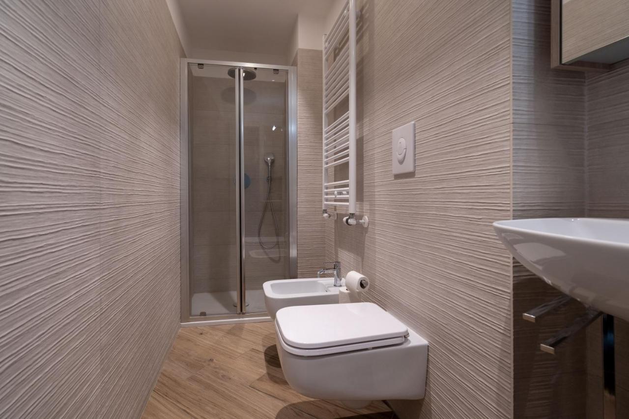 Aurealiving - Trastevere Suite With Rooftop & Gym, Your Place In Roma Eksteriør bilde
