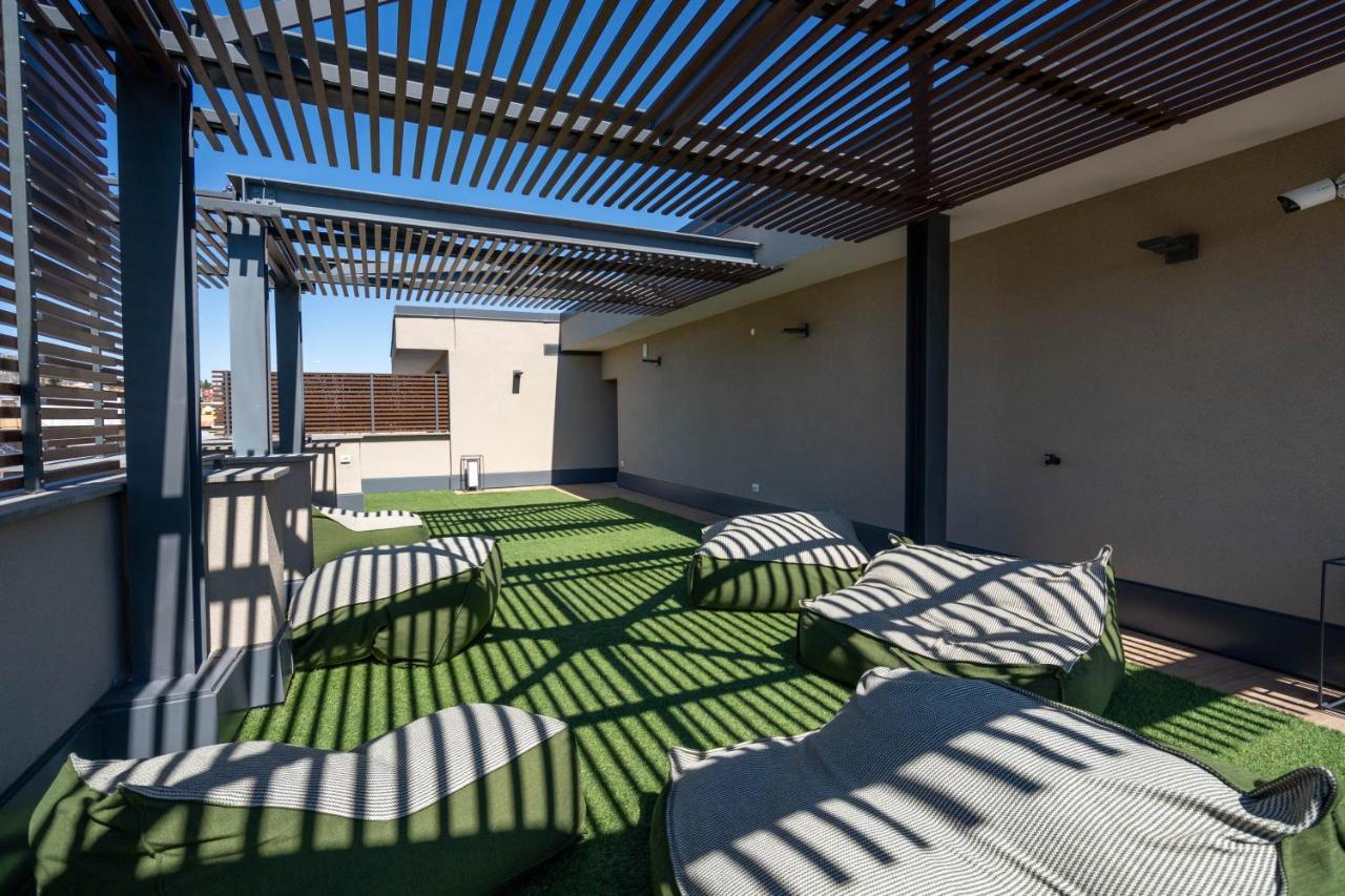 Aurealiving - Trastevere Suite With Rooftop & Gym, Your Place In Roma Eksteriør bilde